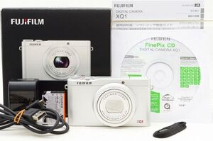 ☆極上美品☆ FUJIFILM フジフィルム XQ1 元箱 付属品 ♯25010305