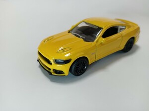 フォード マスタングGT Bburago 2015 Ford Mustang GT ブラーゴ