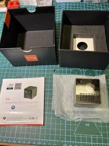 【超小型】　TEXAS INSTRUMENTS DLP プロジェクター　P1+ simplified micro projector