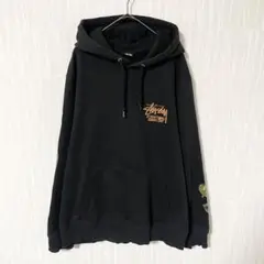 a6642【Stussy】激レア パーカー フード付き デザインプリント M