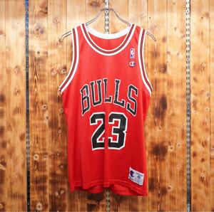 90s usa製　champion CHICAGO BULLS タンクトップ　40/赤　ゲームシャツ　チャンピオン　シカゴブルズ　jordan マイケル　ジョーダン NBA