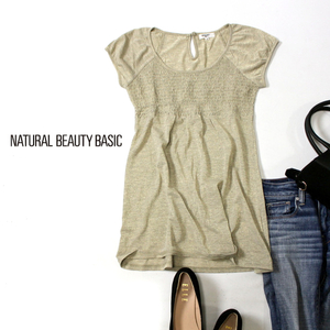 美品 NATURAL BEAUTY BASIC ナチュラルビューティーベーシック 大人可愛い ラメ シャーリングギャザー ストレッチ カットソー M 夏 20D08