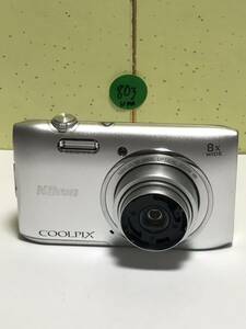Nikon ニコン COOLPIX S3600 コンパクトデジタルカメラ