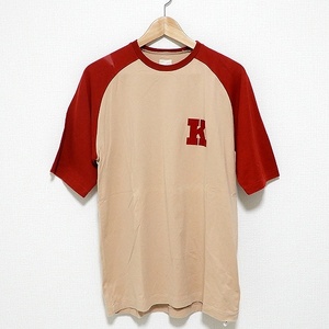 #sxc カールヘルム KarlHelmut Tシャツ 半袖 ラグランスリーブ クルーネック ロゴ フロッキープリント ベージュ 赤 メンズ [834556]