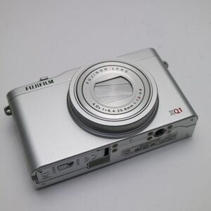 超美品 FUJIFILM XQ1 シルバー 即日発送 デジカメ FUJIFILM 本体 あすつく 土日祝発送OK