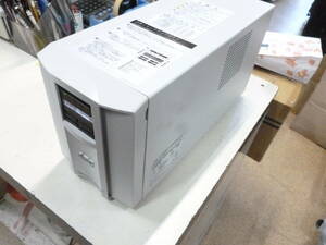 Smart-UPS 1000 UPS 無停電電源装置 通電確認済 中古品　N8180-66