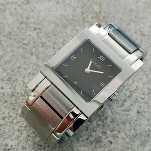 GUCCI 7900M バングル 腕時計 