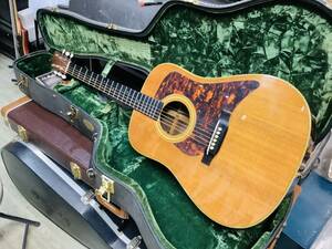 1997年製　Martin HD-28VR ミスチルタイプ　Lester Flatt スタイルのピックガード　高性能マイク付き　鳴りの良い本体