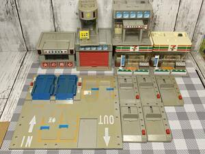 ジャンク トミカ トミカタウン 中央消防署 セブンイレブン 交番 タイムス パーキング 駐車場