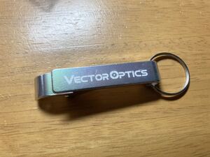 TAC VECTOR OPTICS 栓抜き キーホルダー 金属製 ツール 携帯用 アウトドア キャンプ BBQ ミリタリー タクティカル ビール 瓶 限定品 ロゴ