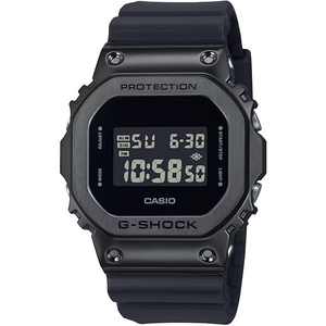 送料無料★特価 新品 カシオ正規保証付き★G-SHOCK GM-5600UB-1JF メタルケース ブラック デジタル 20気圧防水 耐衝撃 メンズ腕時計