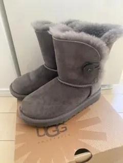 UGG kids ムートンブーツ18.5㎝