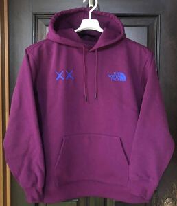 セットアップ ★Supreme Box Logo ステッカー４枚 ★ The North Face Kaws Hoodie Purple Blue ノースフェイスパーカー