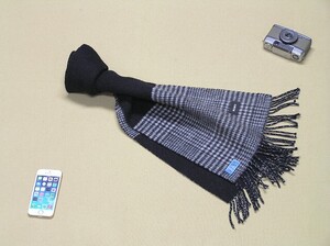 リバーシブル マフラー 使用1回 ♪ ビームス BEAMS ♪ 様々な着こなしにGrayグレー系 メンズ&レディース Woolウール 160㎝×28㎝■4935