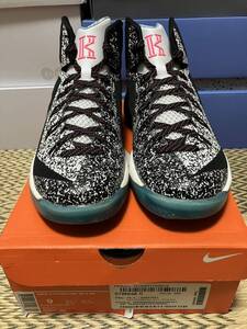 Nike Hyperdunk2014 PE（ハイパーダンク）Kyrie Irving US9（27cm）新品