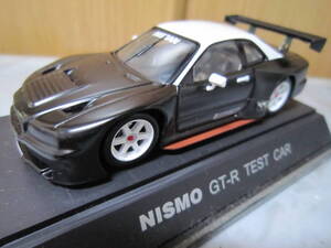 EBBRO　1/43 DIE-CAST MODEL CAR　　ニスモ GT-R テストカー　NISMO GT-R TEST CAR　　　黒白ツートン　　※箱ヤケ変色あり　　pg2204