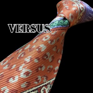 ★VERSUS★　ヴェルサス　オレンジ系　ストライプ　イタリア製