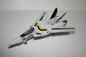 【全塗装完成品】VF-1S バルキリー ［超時空要塞マクロス］ （1/72スケール ） ［ハセガワ版］