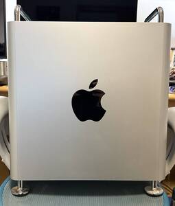 Apple Mac Pro 2019 /Xeon W-3265M 2.7GHz(24Core CPU) /メモリ192GB 4TB(APPLE SSD) /Radeon Pro Vega II 32GB