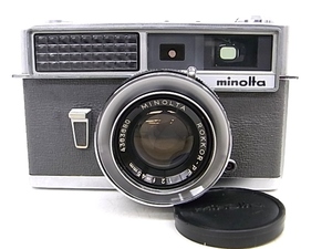 h0959 MINOLTA HI-MATIC / MINOLTA ROKKOR-PF 1:2 f=45mm ミノルタ　フイルム　カメラ　ミノルタ　レンズ　ジャンク品