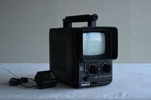 【昭和レトロ】ポータブルテレビ National TR-509 Aa ナショナル白黒テレビ ブラウン管 当時物 ジャンク インテリア ディスプレイ