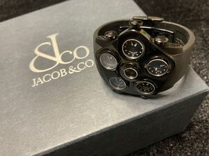 個人出品につき格安【美品】 JACOB＆Co ジェイコブ 5タイムゾーン グローバル 47mm クォーツ 時計 ゴースト