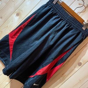 [KWT3251] NIKE ナイキ ハーフジャージパンツ メンズ ブラック×レッド S コン