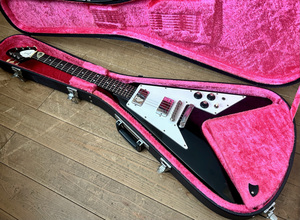 名器 Greco FV-600 Black (Gibson Flying V 76