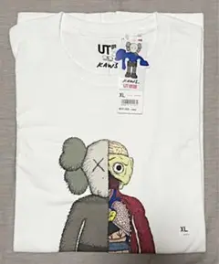 UNIQLO x KAWS Tシャツ