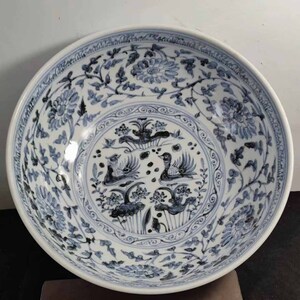 yw1|6347 中国磁器 陶芸 磁器『明代の精品の海水の鴛鴦の図案の碗は大きいです』施釉陶 古代工芸品 陶芸 精美彫 置物 收藏品