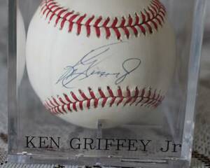 サインボール Ken Griffey Jr ケース付き 野球　メジャーリーグ　MLB