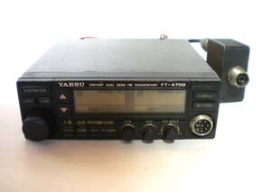 YAESU FT-4700 VHF/UHF トランシーバー