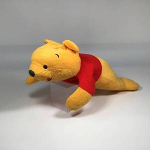 N-2176☆ ディズニー　プーさん　寝そべりぬいぐるみ　Disney　ディズニーキャラクター　動物　くま　クマ　商品タグ無し