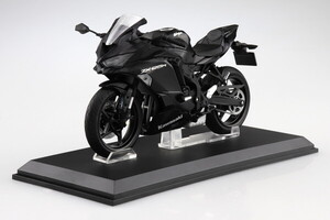 スカイネット 1/12 完成品バイク KAWASAKI Ninja ZX-25R メタリックスパークブラック　送料無料