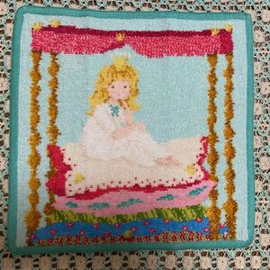 ◆新品　フェイラー　FEILER　タオルハンカチ　The Princess and the Pea　シュニール織