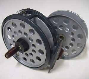 ☆★Angler Reel RAINBOW ＃71-D+スペアスプール付■シルバースプール/左右どちらでも 日工産業（株）製造/北米輸出用/貿易倉庫から