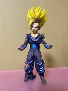 ドラゴンボール フィギュア 孫悟飯 全長約21cm