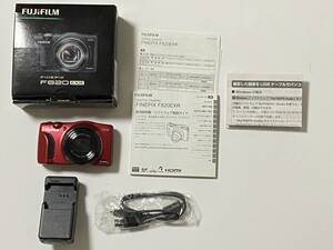 FUJIFILM FINEPIX F820 EXR