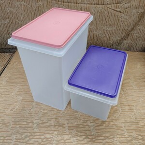 【タッパーウェア 保存容器 2個】 中古品 TUPPERWARE 大型 食品保存 収納 整理 保管 ビンテージ 紫 ピンク 【B7-2④】0917 