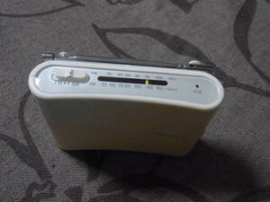 SONY 　FM/AM　コンパクトラジオ　 ICF-51 　動作品