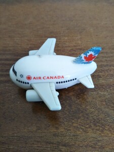 AIR CANADA エアーカナダ　チョロQ　飛行機