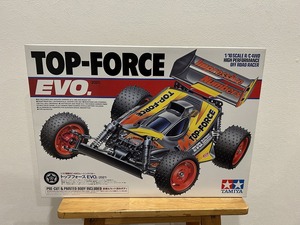 新品 未開封 タミヤ トップフォース EVO (2021) 組み立てキット 1/10 レーシングバギー 塗完ボディー TAMIYA 特別企画 TOP-FORCE EVO.