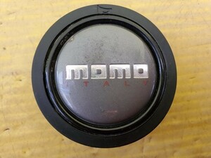 *ホーンボタン　MOMO　モモ