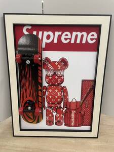 3D絵　ベアブリック　SUPREME　スケボー　絵画　アート　パネル　立体絵　絵　リアルアート　シュプリーム　模写　アートフレーム　額縁 赤