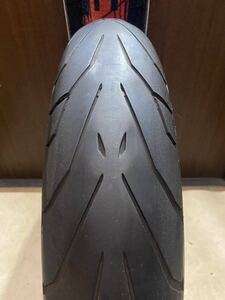 中古MCタイヤ 2022年製造 PIRELLI ANGEL GT 120/70ZR17 ピレリ エンジェル 120 70 17 2422 A3442