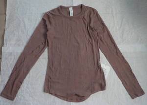 ☆新品未使用ルルレモン lululemon Hold Tight Long Sleeve・４☆彡