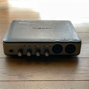 ★中古★ Tascam US-200 USB 2.0 Audio MIDI Interface インターフェース タスカム ★現状品★