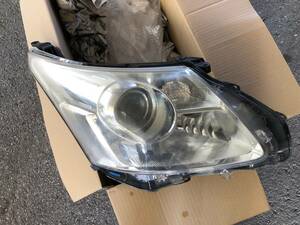 トヨタ 純正 アベンシス ZRT272W 前期 ヘッドライト ヘッドランプ 右 キセノン HID レベライザー付 AFS付 KOITO 05-13 打刻 20 81140-05322