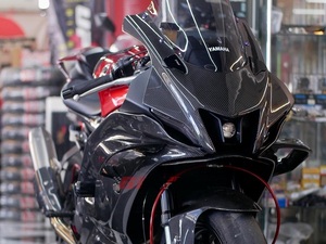 YZF-R7 カーボンウイングレット