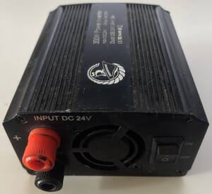 200円 中古Junk品 ○ 300W Power Inverter Input:DC24V Output:AC100V Dual USB 5V1.5A ※動作未確認 ○